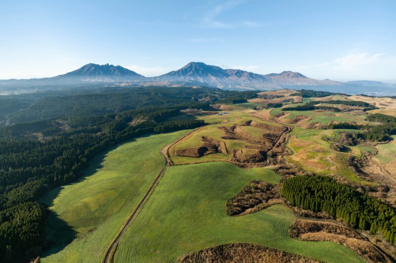 阿蘇ドローン手形BIZ、飛行可能エリアを最大約300haに拡大　高台の離着陸用地とコテージも利用可能に